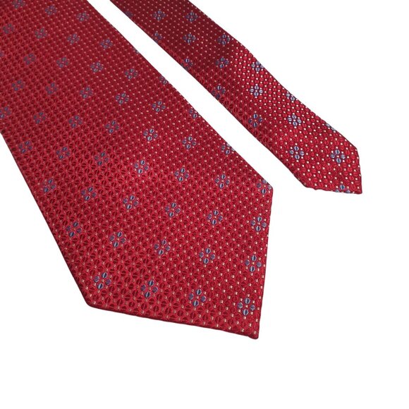 Roundtree Yorke Easy Care Red Power Tie Silk Woven Pattern Small Blue Accents - Picture 3 of 6